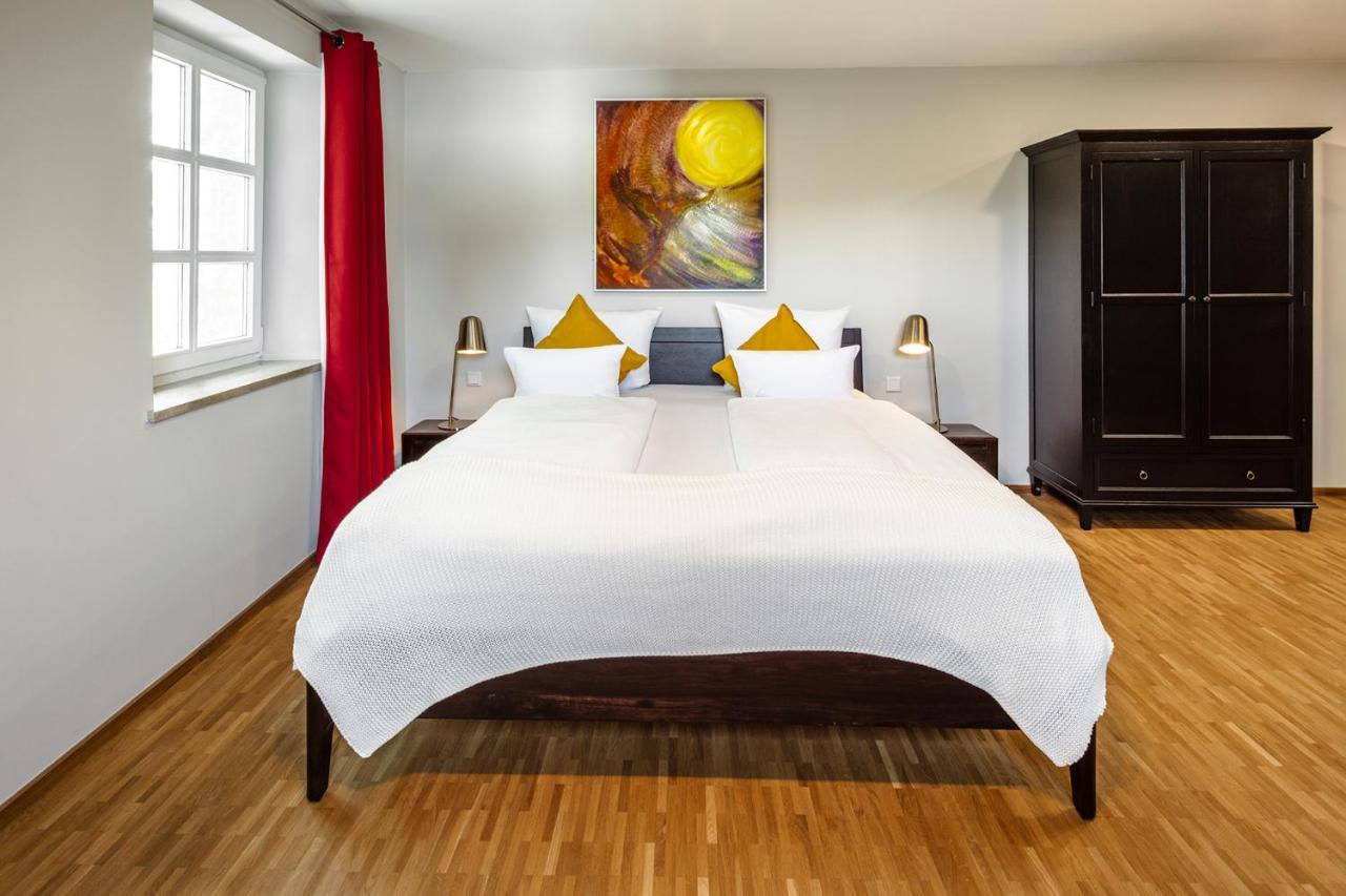 Kreuzstein Boutique-Apartment Hotel Bayreuth Bagian luar foto